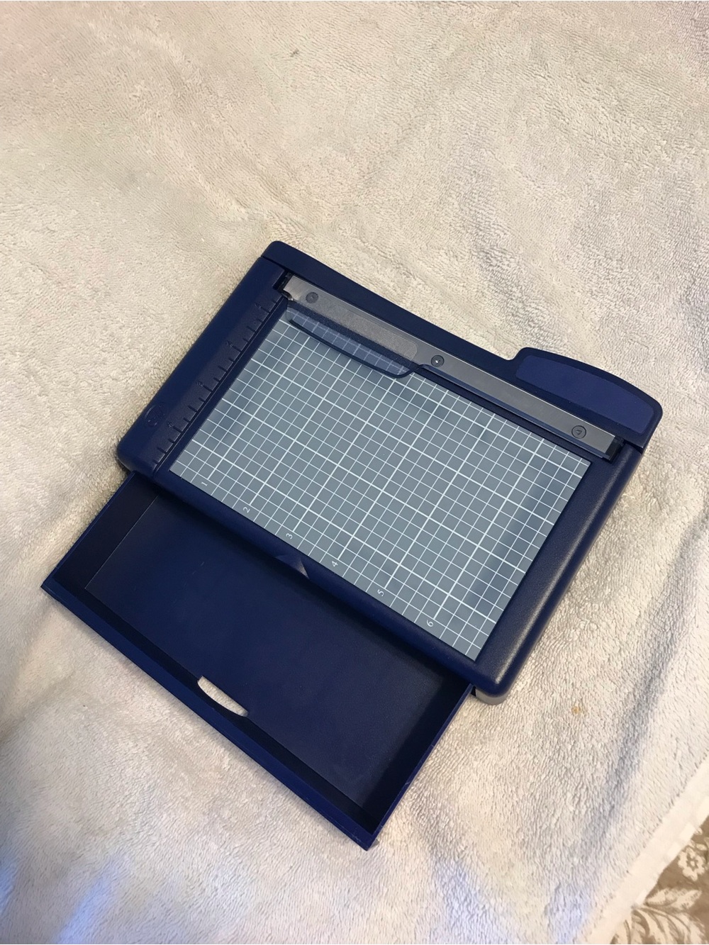 Creative Memories Navy Blue Paper Trimmer - Picture 4 of 7